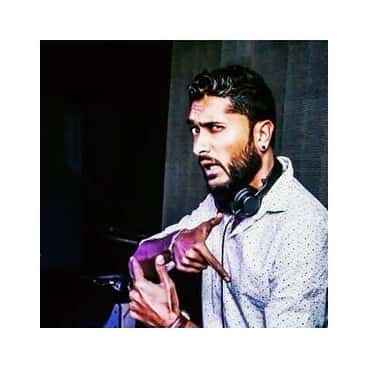 Weदेसी Ft Ashmit Patel [Bollywood Actor | DJ] & DJ Sameer Zaine thumb 2