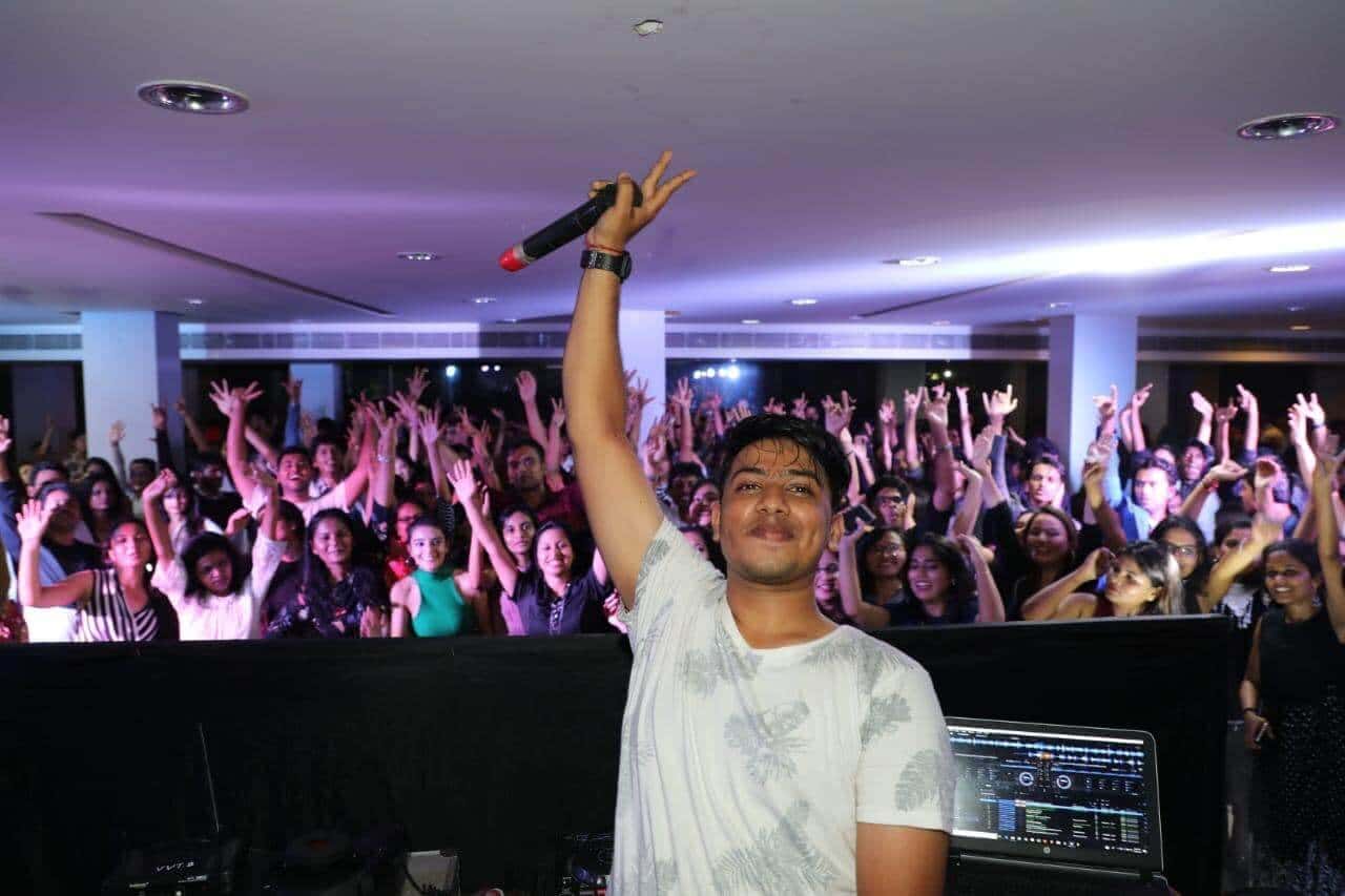 Sunday Grand Bollywood And Punjabi Ladies Night | Indigo XP thumb 3