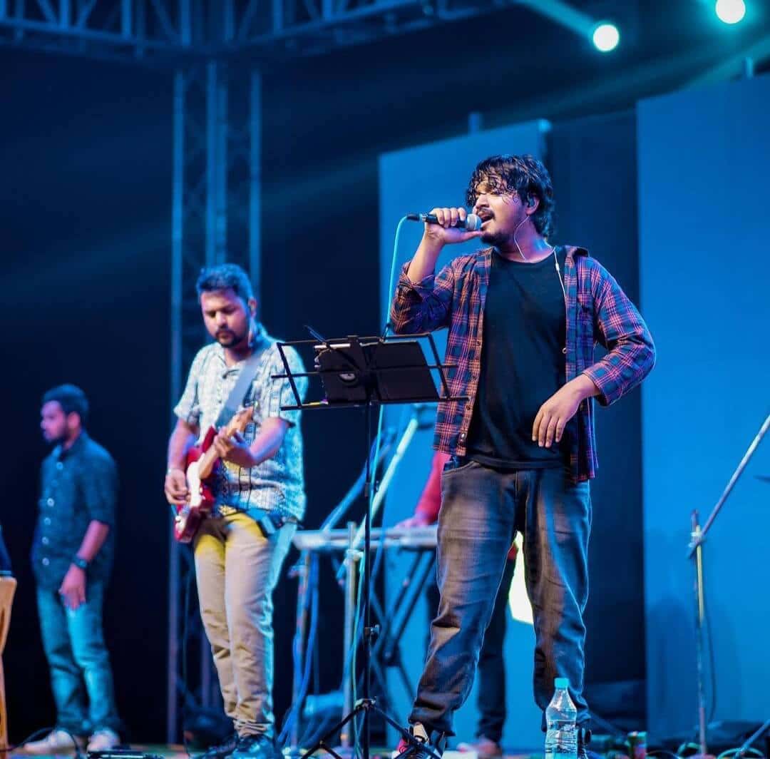 Sunday Live Performance | Amnesia thumb 2