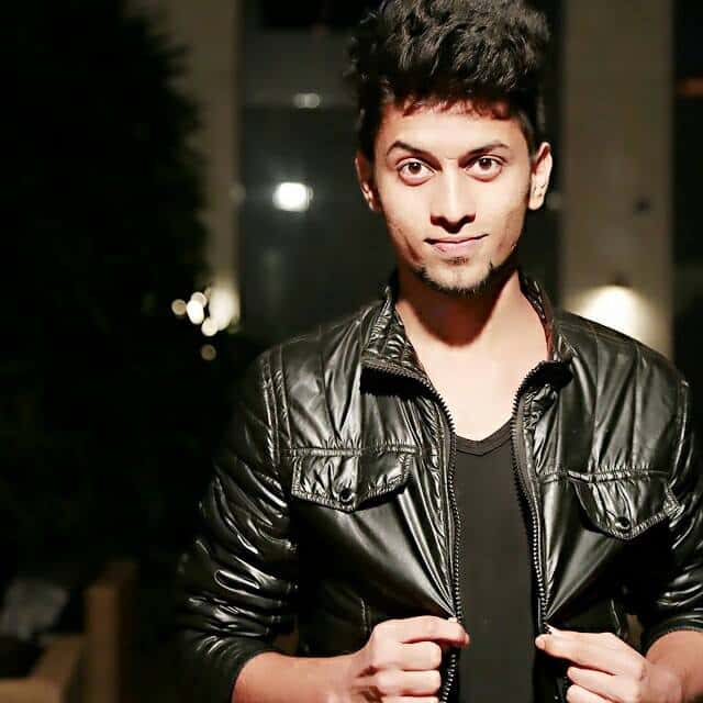 Neon Holi Weekend thumb 3