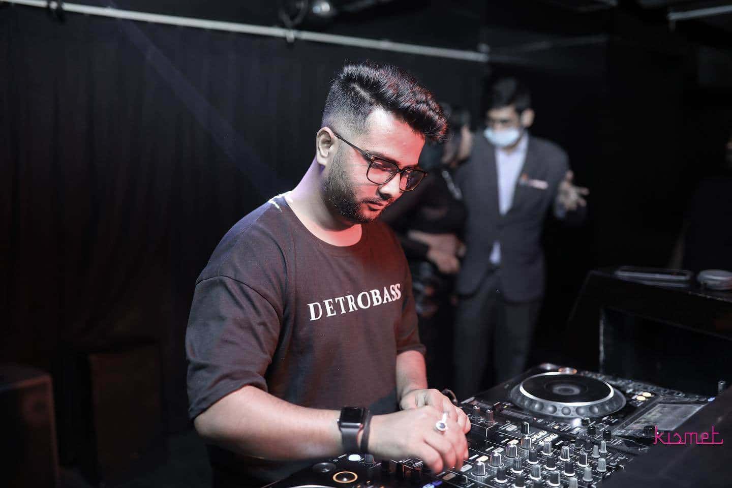 Kismet Connection Live thumb 2