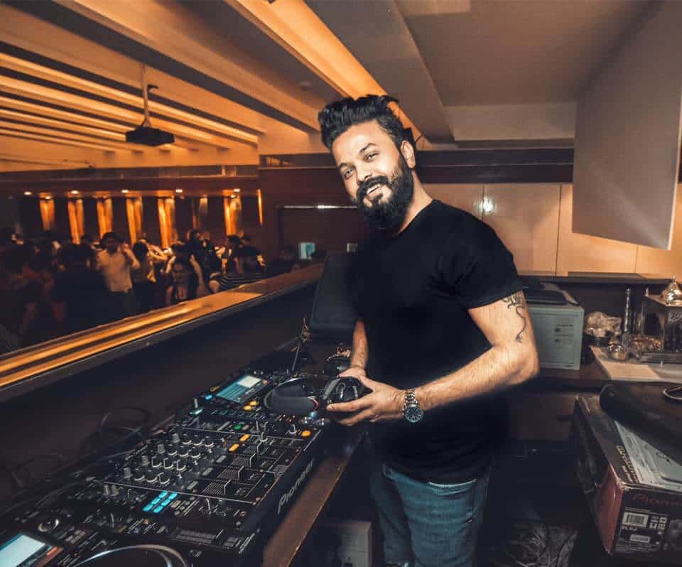 Make Your Night Groovy With DJ Prasad At Glocal Junction Worli thumb 2