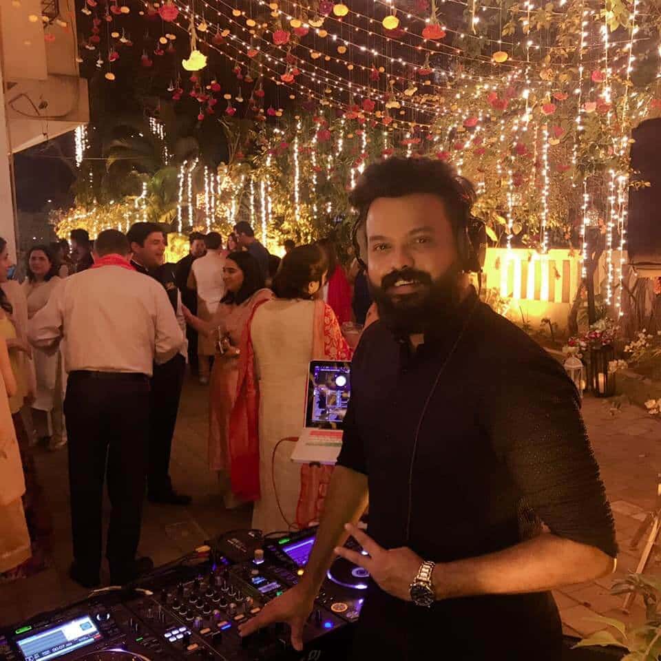 Make Your Night Groovy With DJ Prasad At Glocal Junction Worli thumb 4