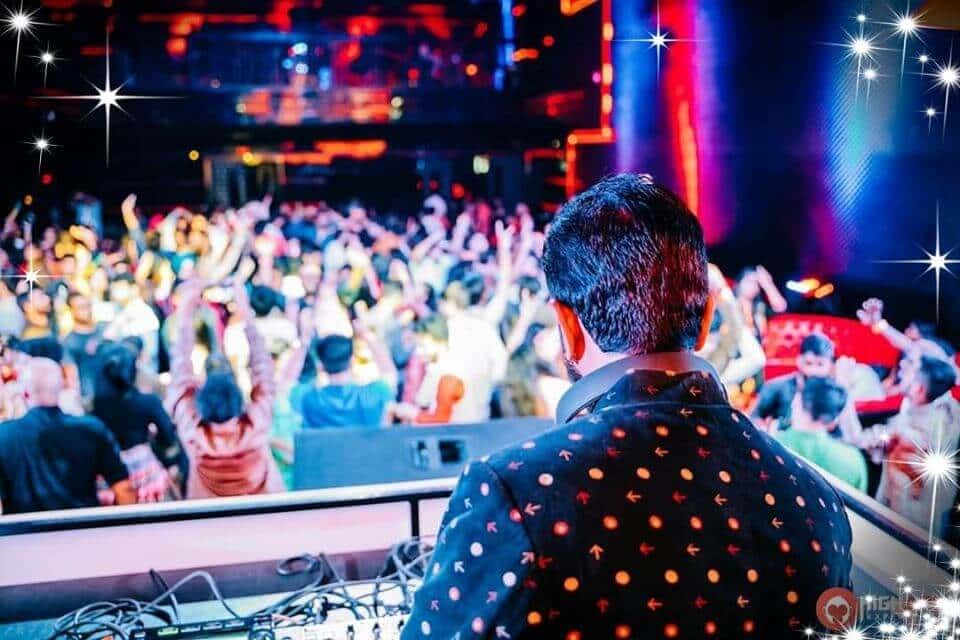 The Perfect Date thumb 4