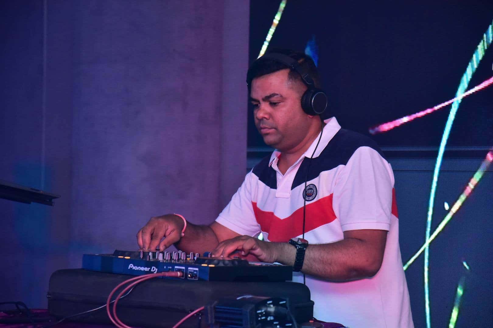 Holi 2025 Ft DJ Sandyav thumb 4