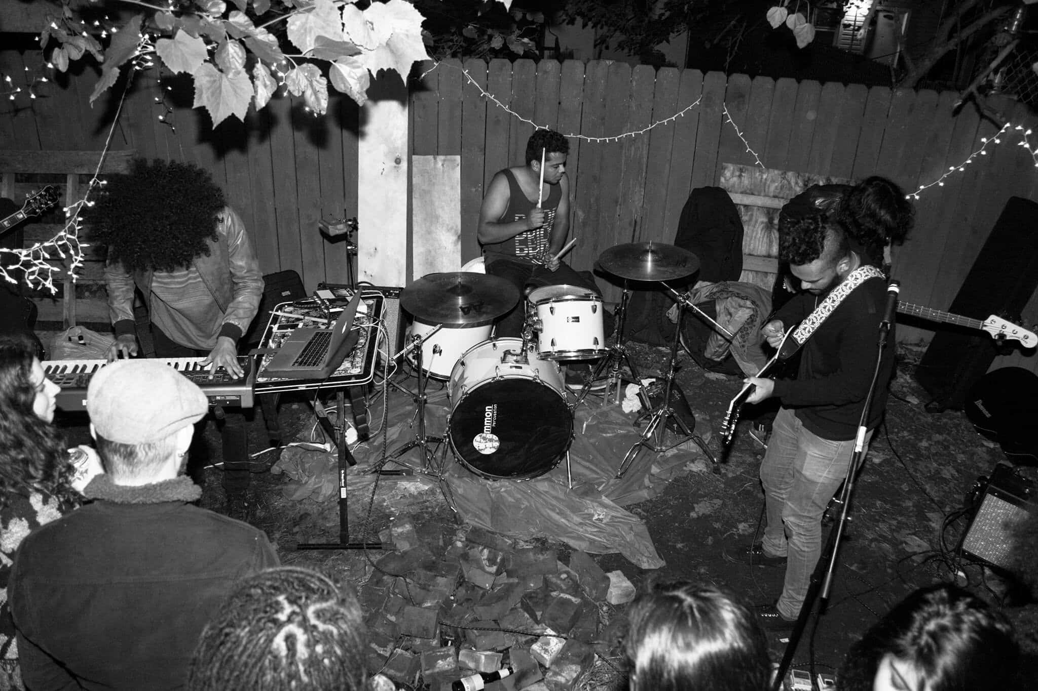 The F16s (Live in Bangalore) thumb 3