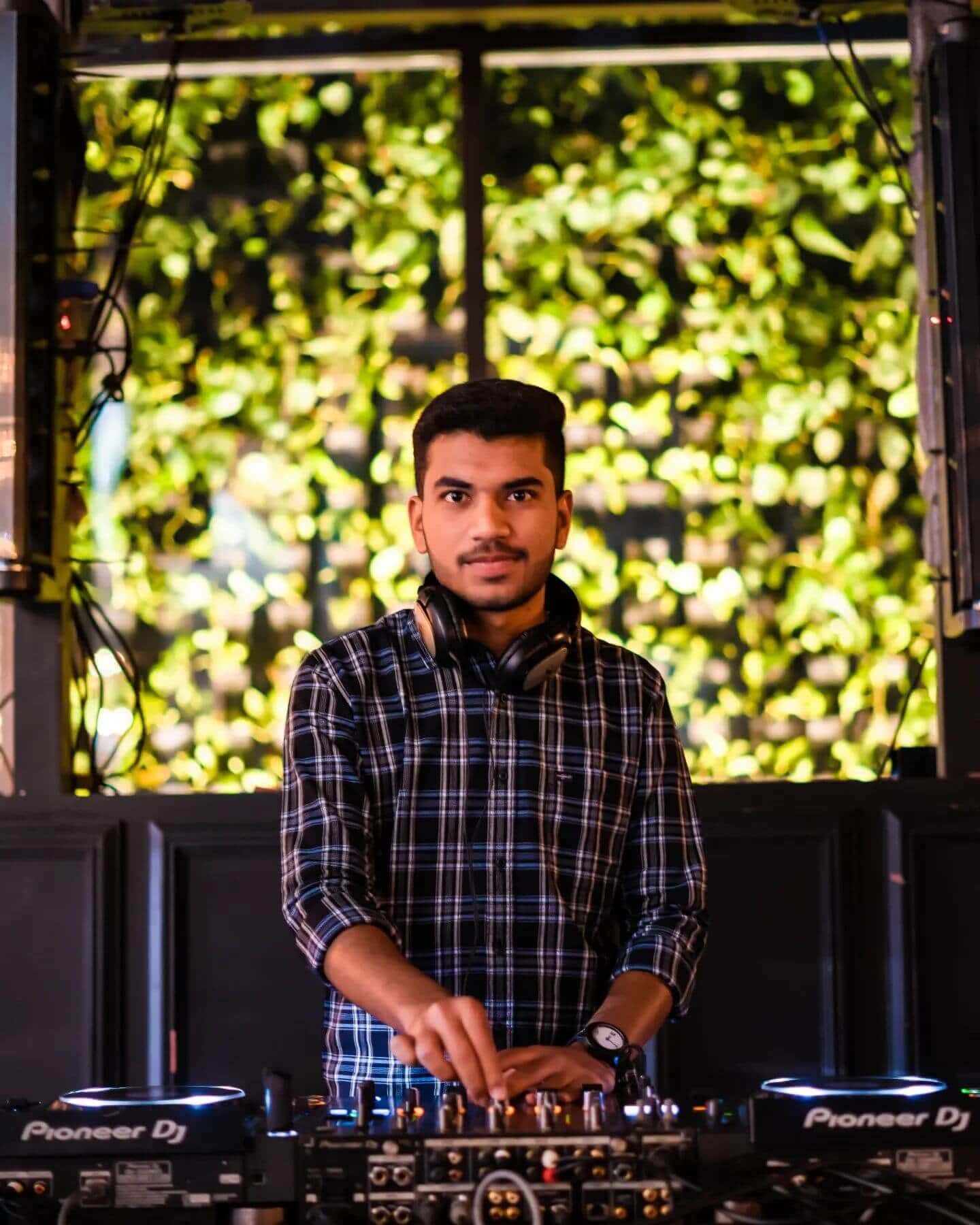 NYE Bash 2024 | Raahi thumb 3