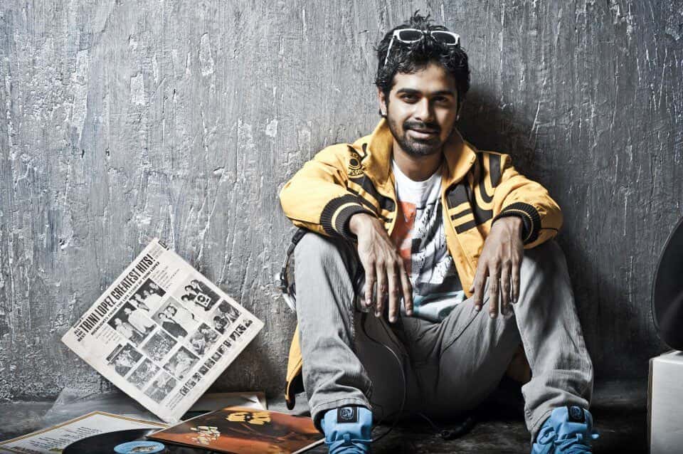 Bottomless Thursdays thumb 4