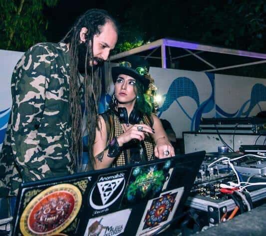 Blasted Bindi thumb 3