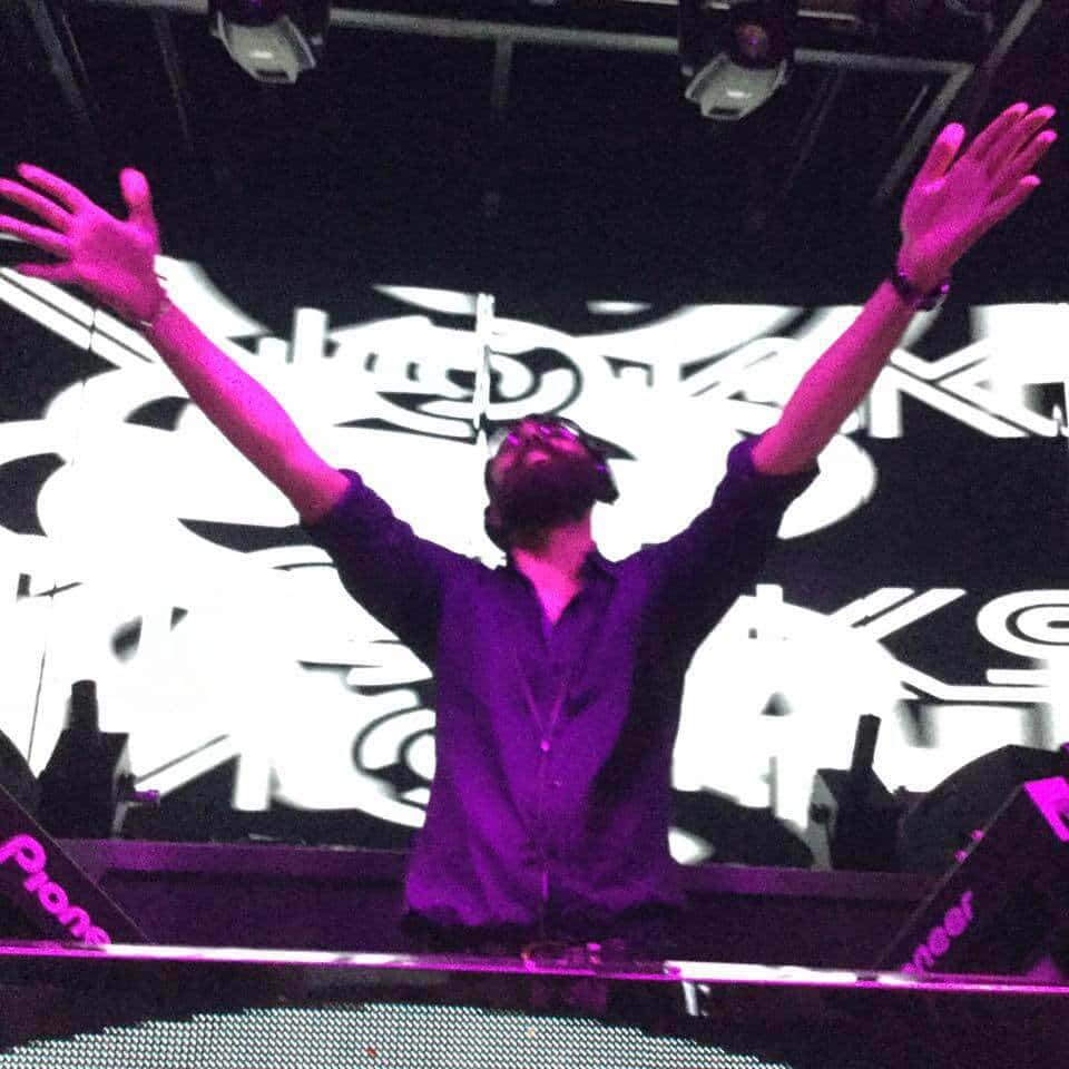 Bollywood Budhwaar thumb 3