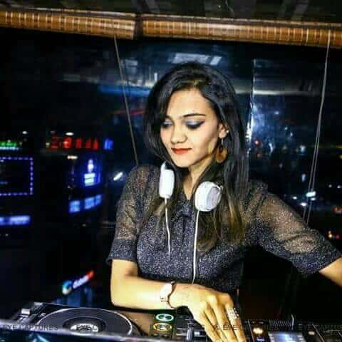 Red Box Boiler Room Edition thumb 2