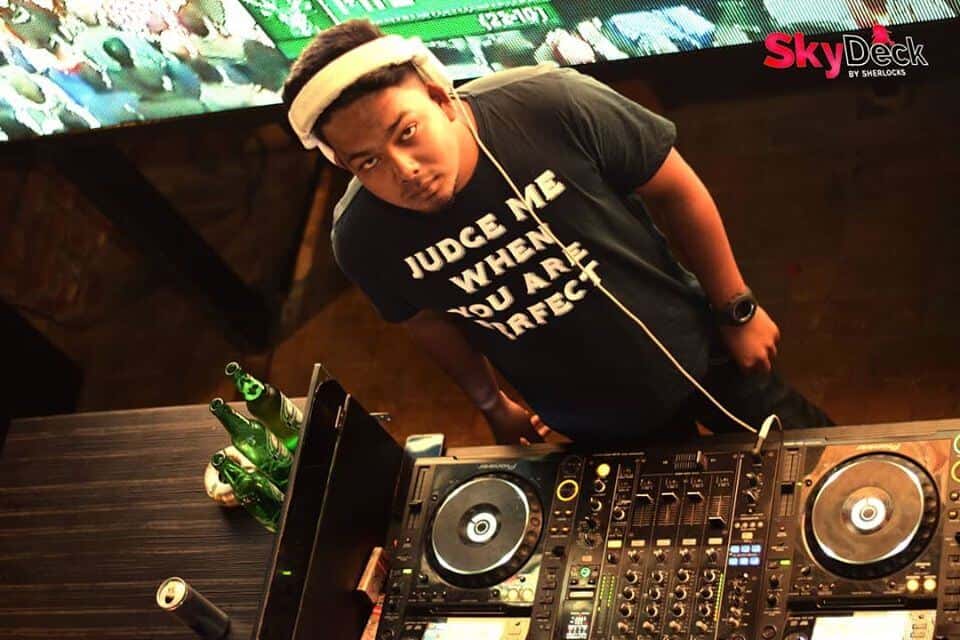 Wednesday Ladies Night thumb 4