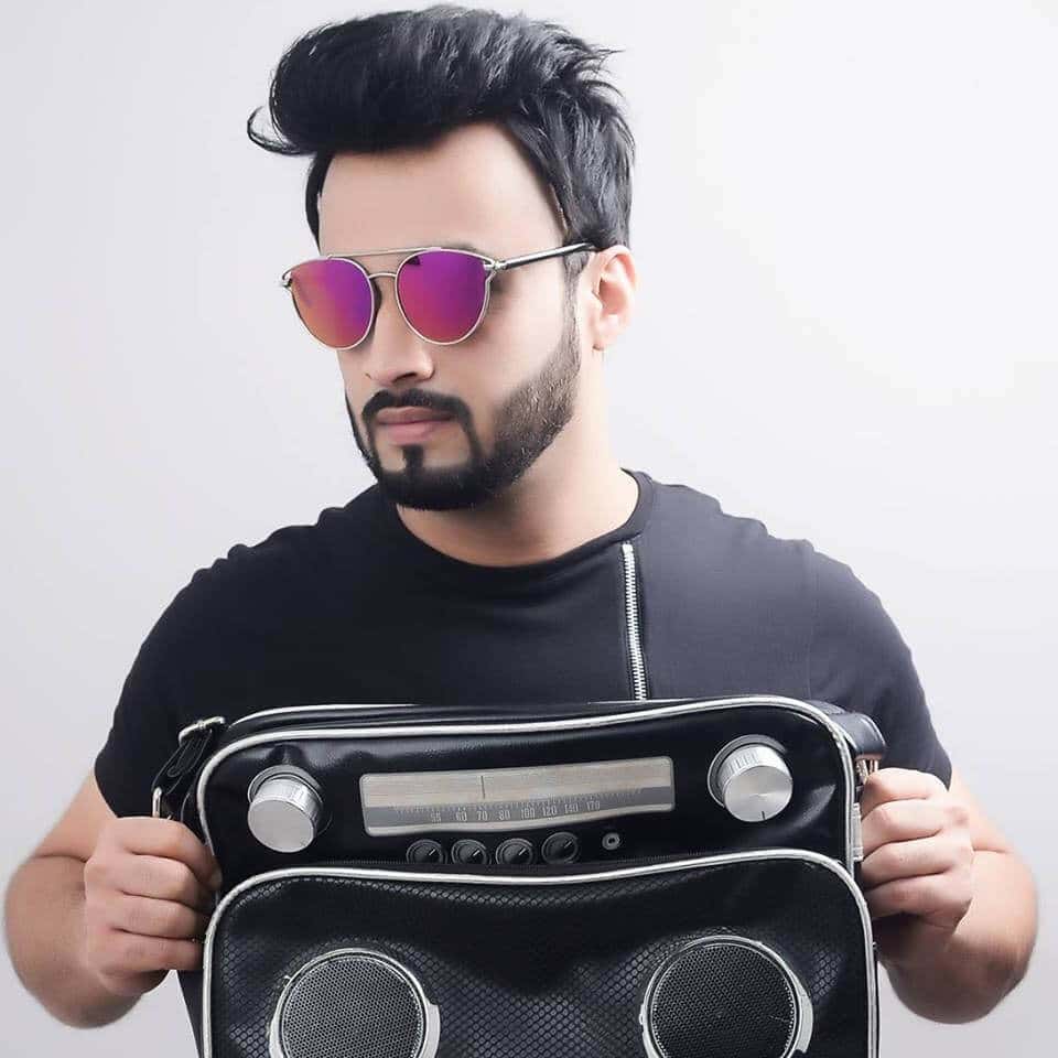 Bollywood Drama Ladies Night thumb 4