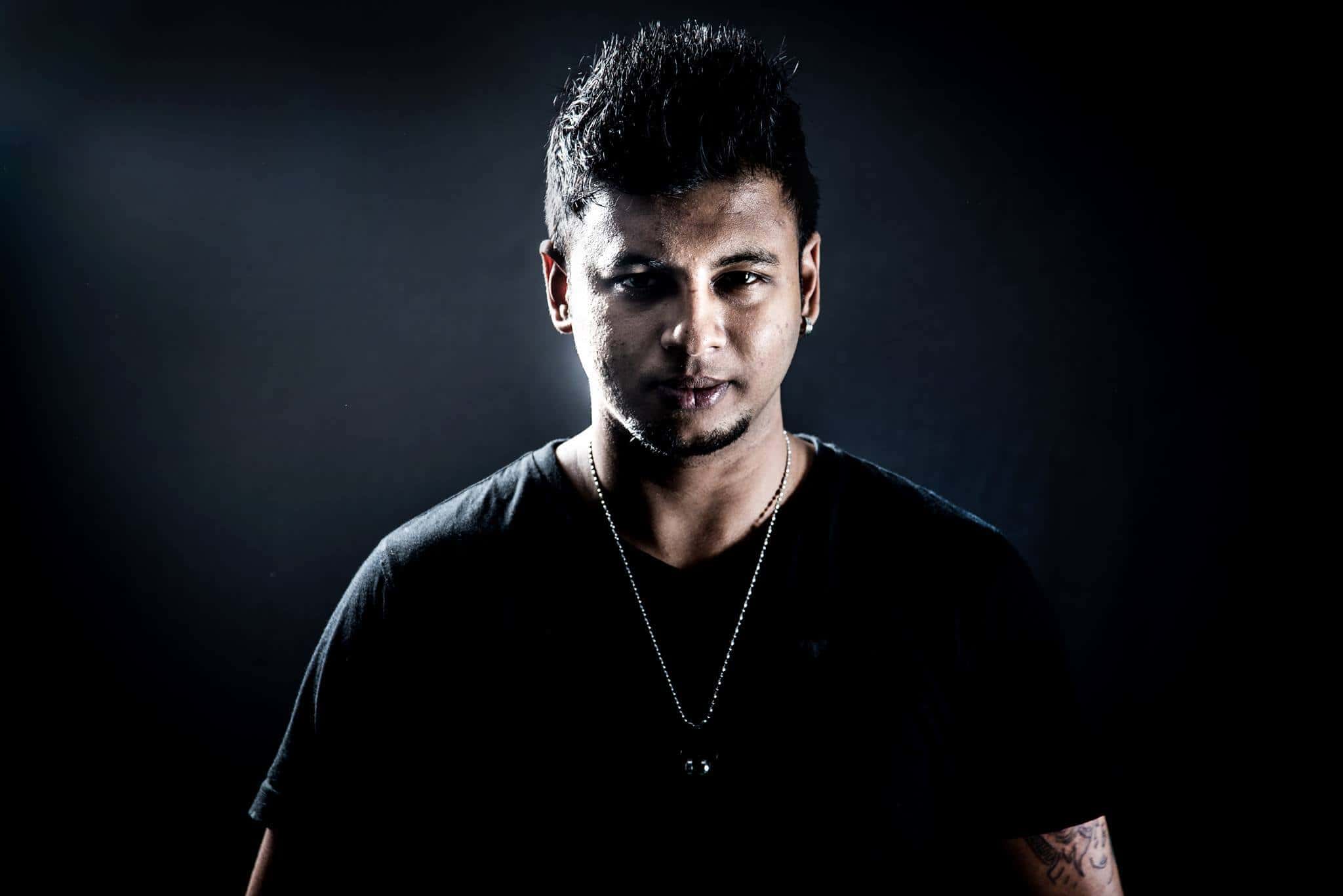 Love And Thunder  thumb 2