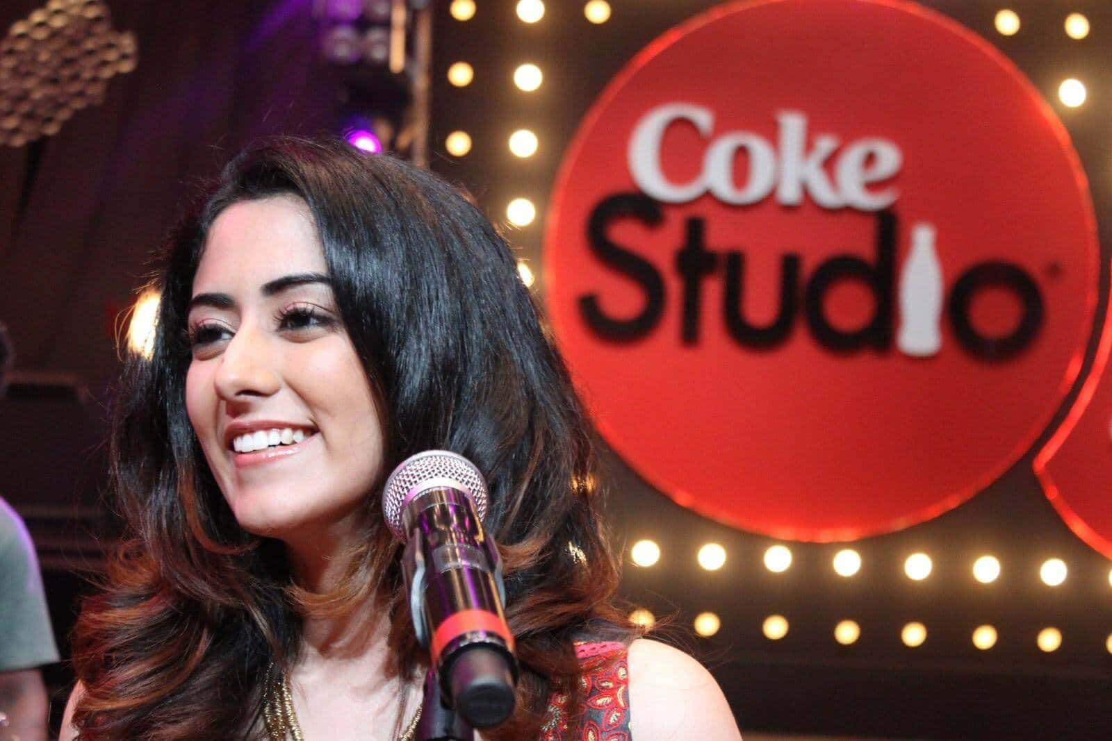 Live Performance By Jonita Gandhi thumb 2