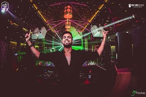 Jingle Bells - City's Biggest Christmas Party thumb 3