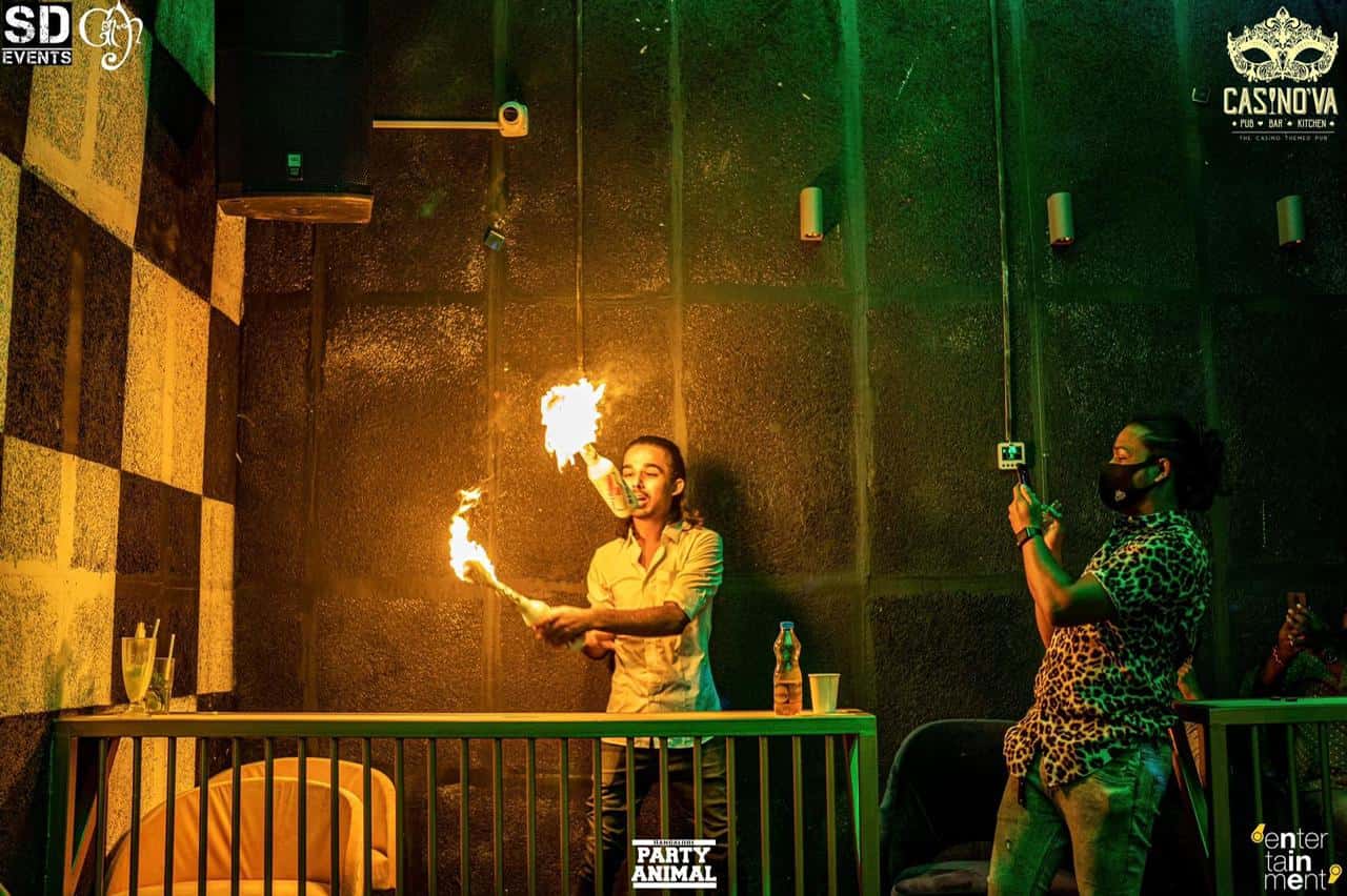  Let's Party at Casinova - Unlimited Free Drinks thumb 3