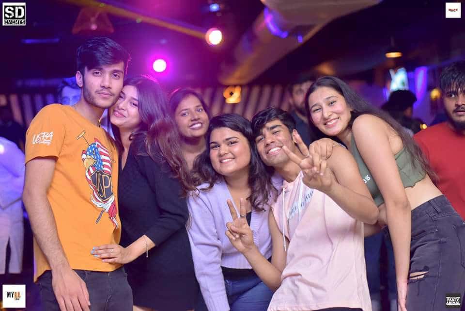 Friday Bollywood - Ladies Night thumb 2