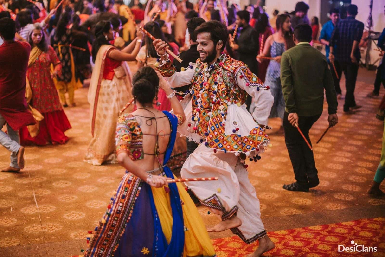 Anybody Can Dandiya 4.0 | White Feather thumb 3