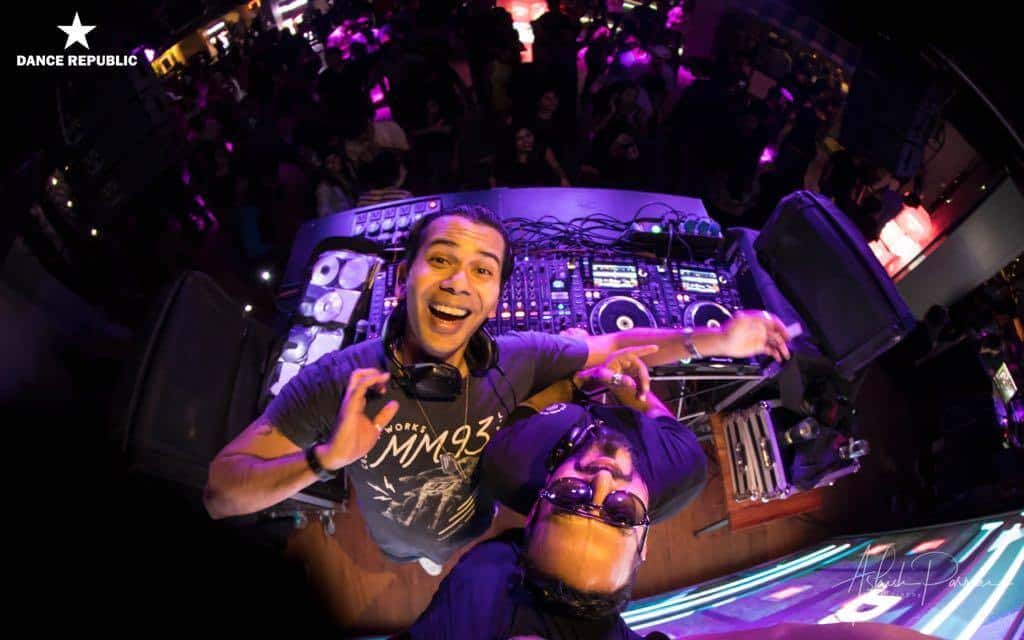 Dance Republic ft. Rohit Barker & Nikhil Chinapa  thumb 2