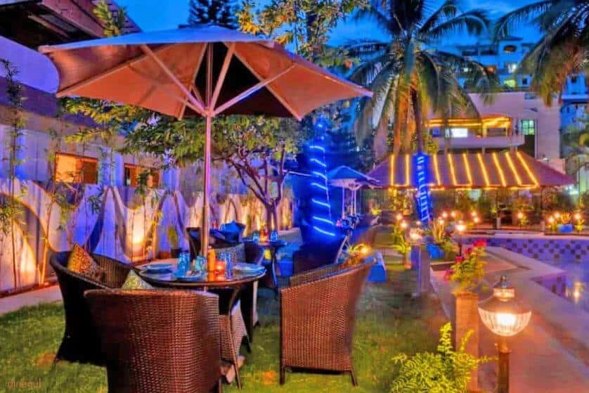 Wildest Anti - Sanskari Pool Party thumb 2