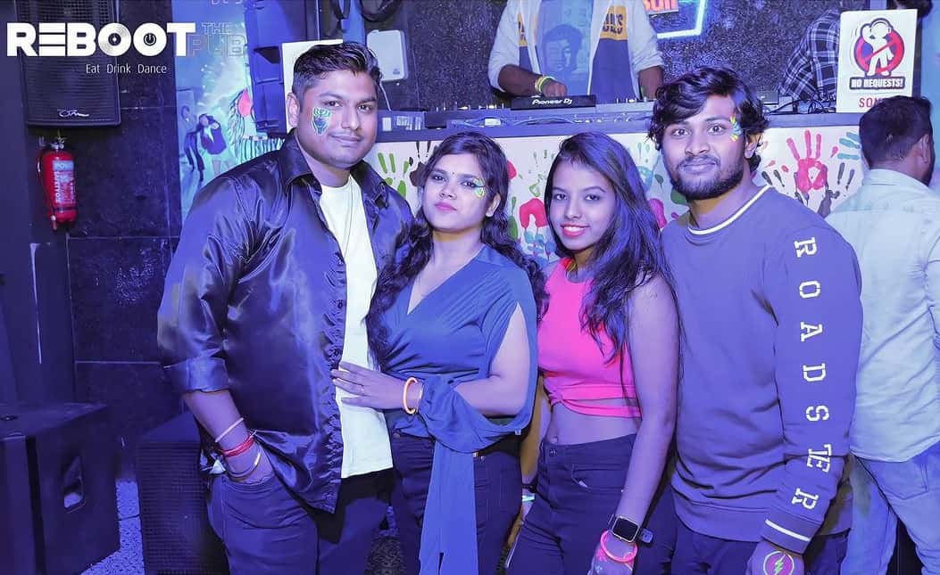 La Femme Ladies Night thumb 3