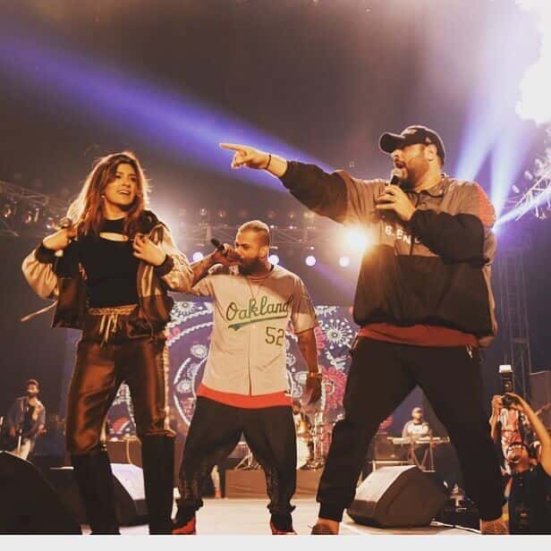 Aastha Gill Live In Bangalore thumb 3