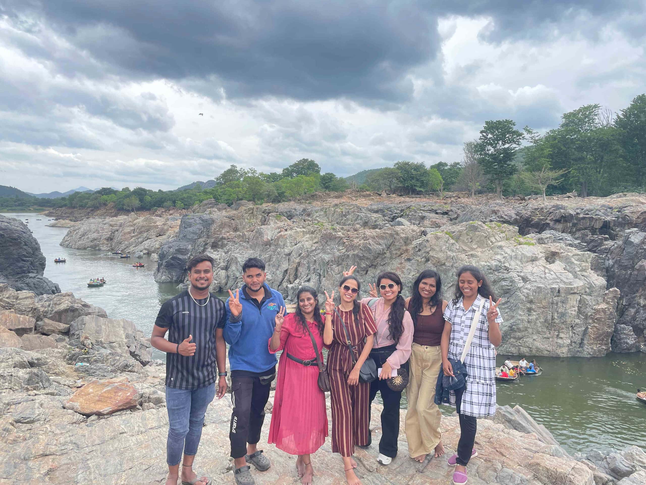 Hogenakkal Water Falls Trek With Coracle Ride| Escape2explore thumb 4