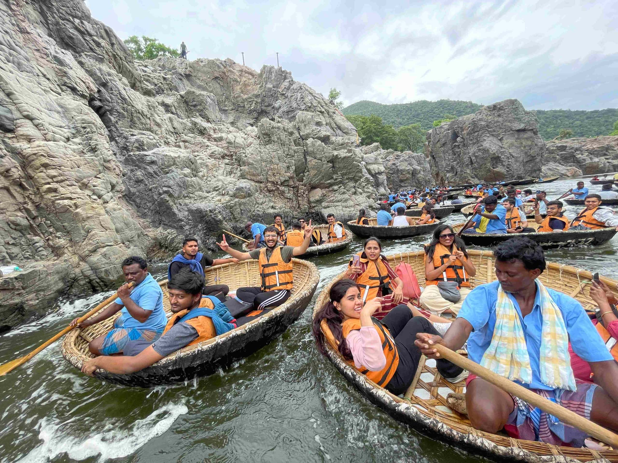 Hogenakkal Water Falls Trek With Coracle Ride| Escape2explore thumb 2