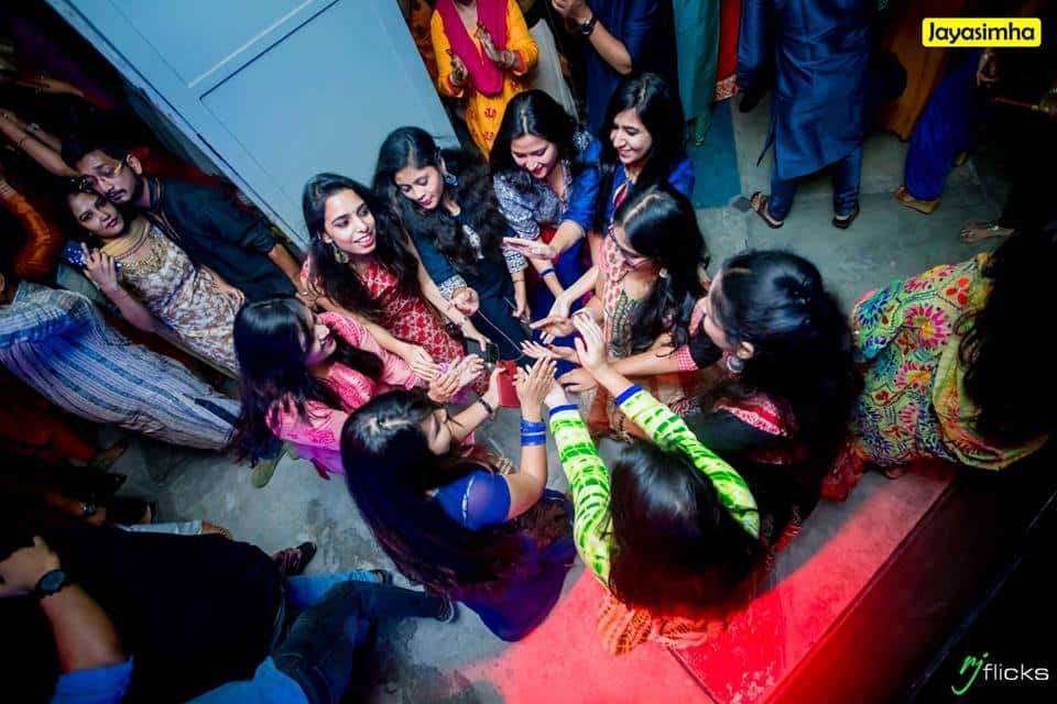 Bengaluru's Biggest Dandiya Utsav with DJ Jasmeet thumb 2