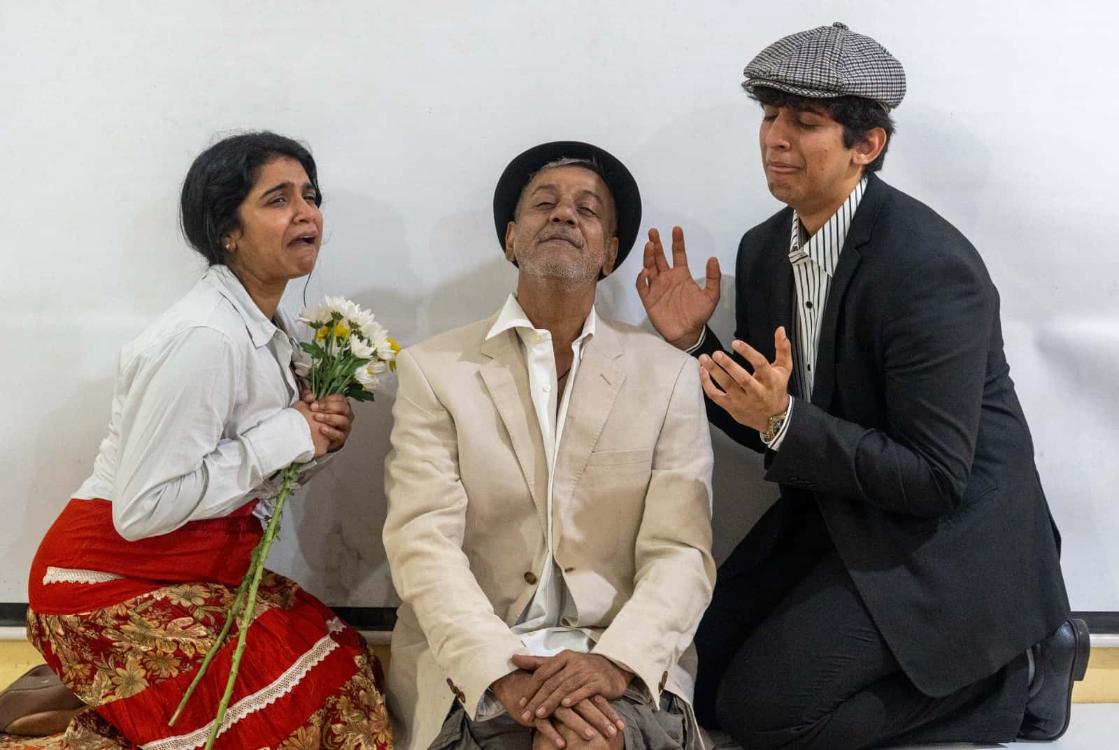 Supper Theatre: The Immigrants English Comedy thumb 4