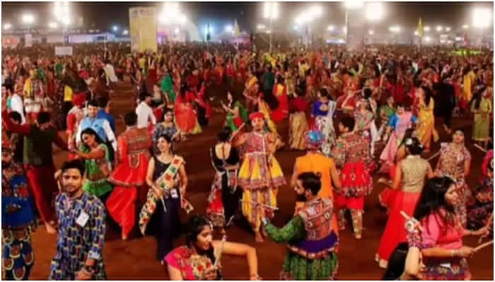 Navratri Dandiya Bash | Skygarden thumb 4