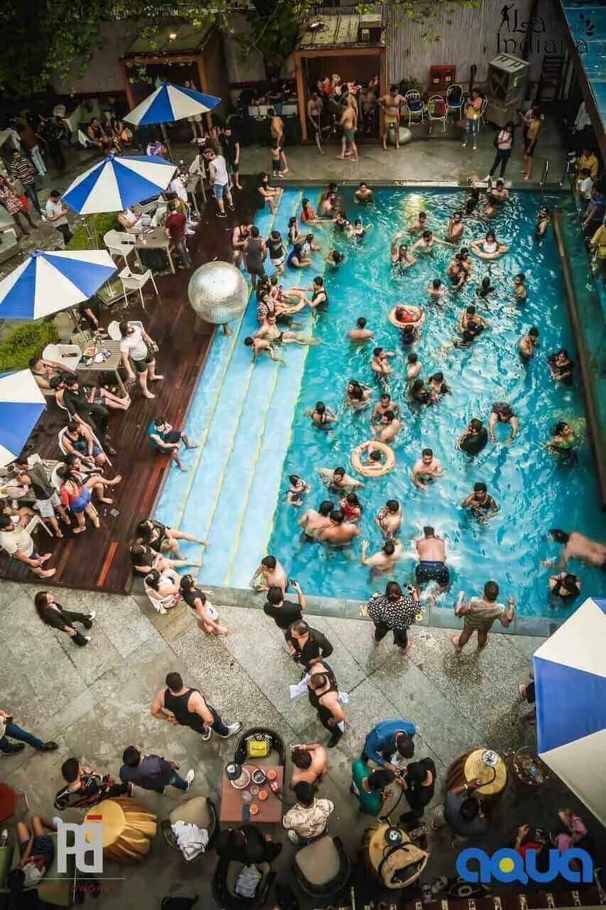 One Last Dive The Last Pool Party Of This Season 2025 thumb 3