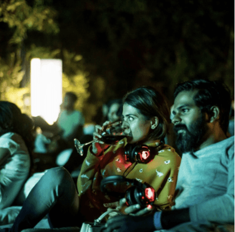 Christmas Movie Under The Stars thumb 2