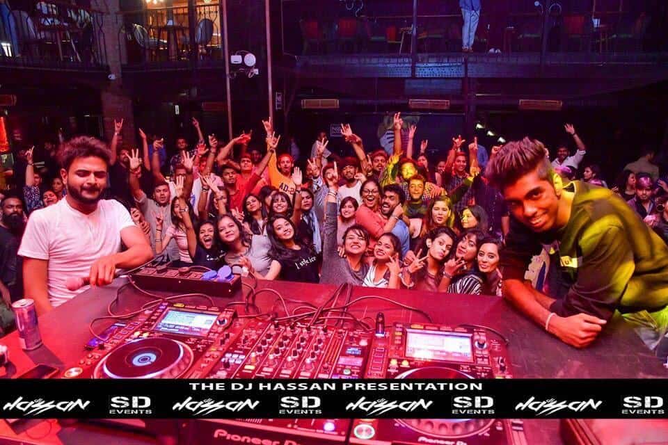 Girls Go Ga Ga Ladies Night With Prince Narula & DJ Hassan thumb 4