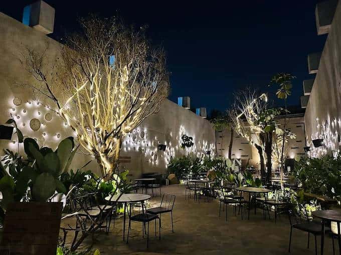 Pottery Date | Small World | Kaavu thumb 2