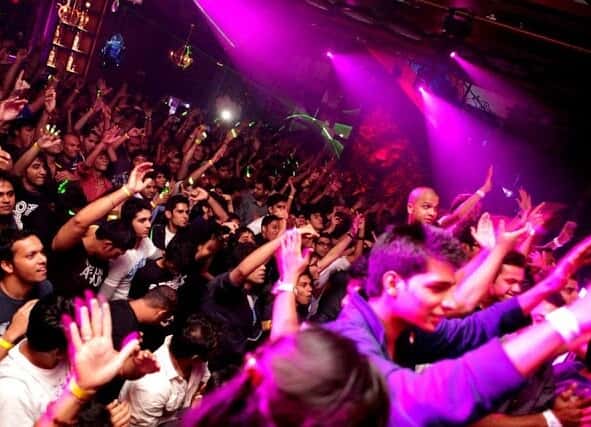 Ladies Night At Dropouts thumb 4