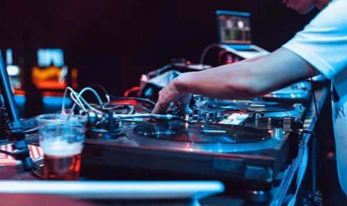 Palace Dandiya Jalsa At Taj Yeshwantpur thumb 4