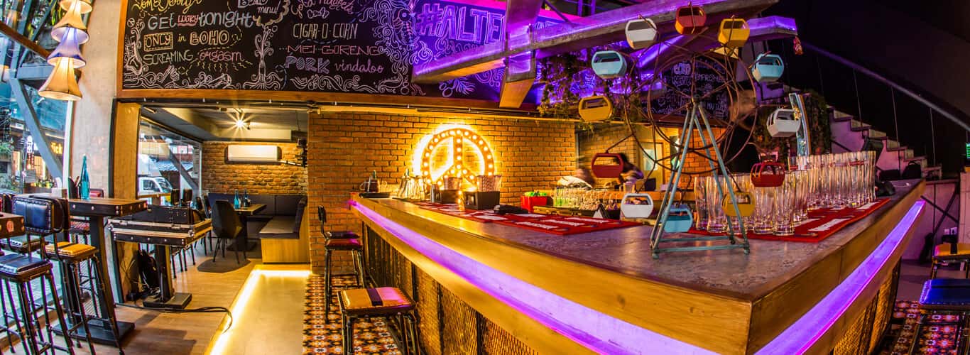 Wacky Wednesday Ladies Night thumb 4