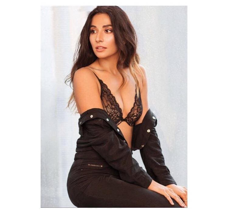 Artist: Monica Dogra