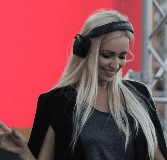 Artist: Sabrina Terence