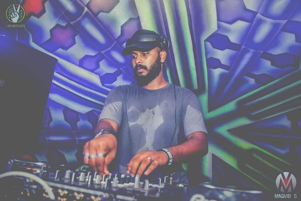 Artist: The Indian Fellow