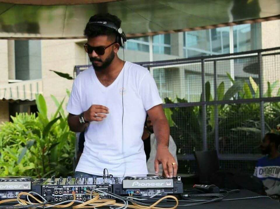 Artist: The Indian Fellow