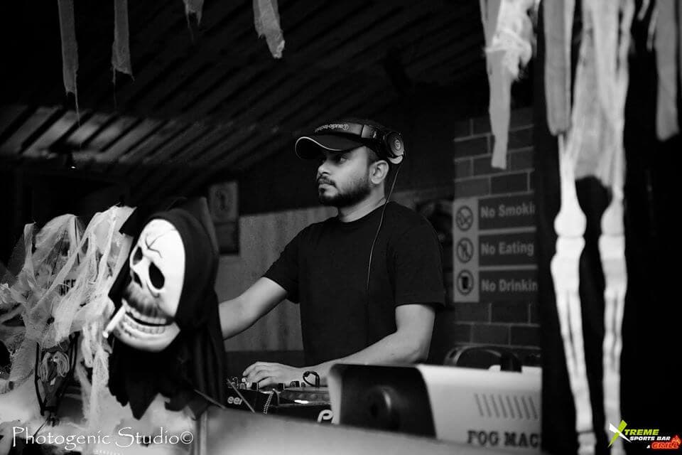 Artist: Mrinal Mahato