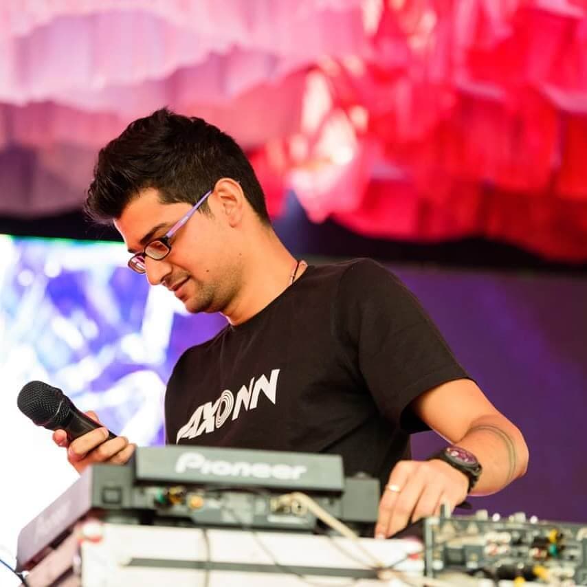 Artist: DJ Axonn