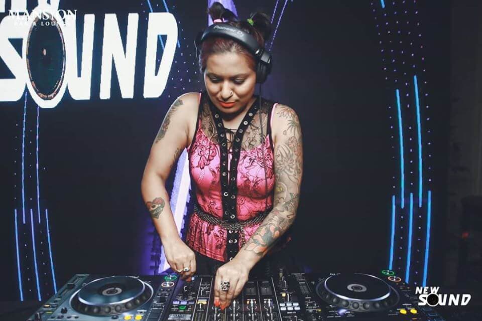 Artist: Ayesha Pramanik