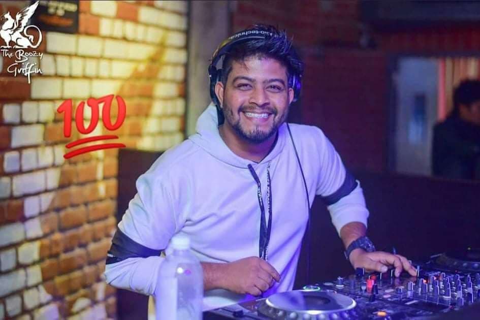 Artist: Dj Aman Senleo