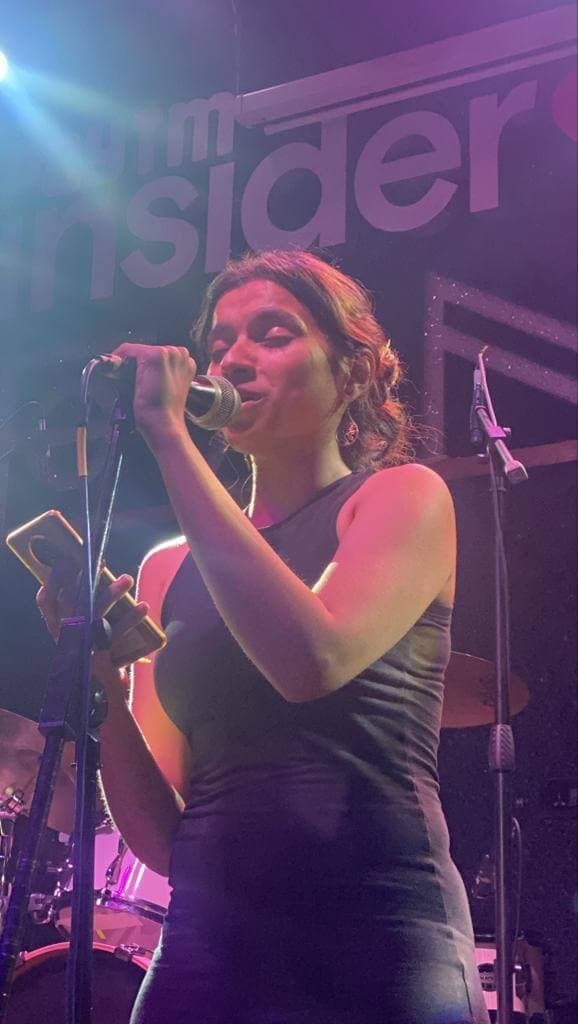 Artist: Tia & Allan Live