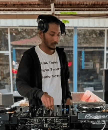 Artist: Dj felicitous