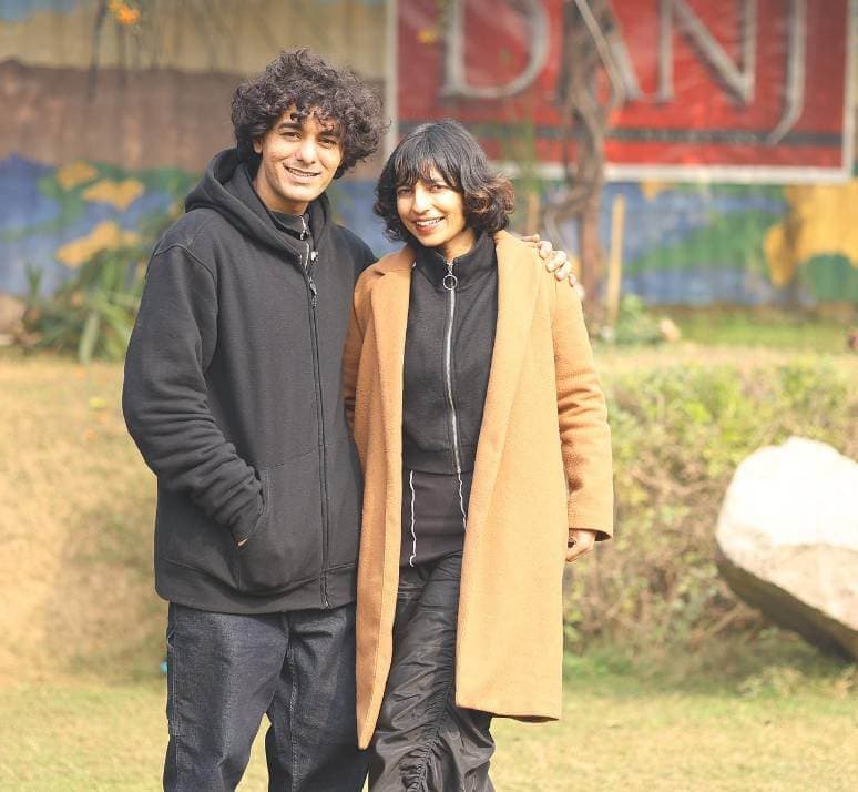 Han8ini & Narci88ist